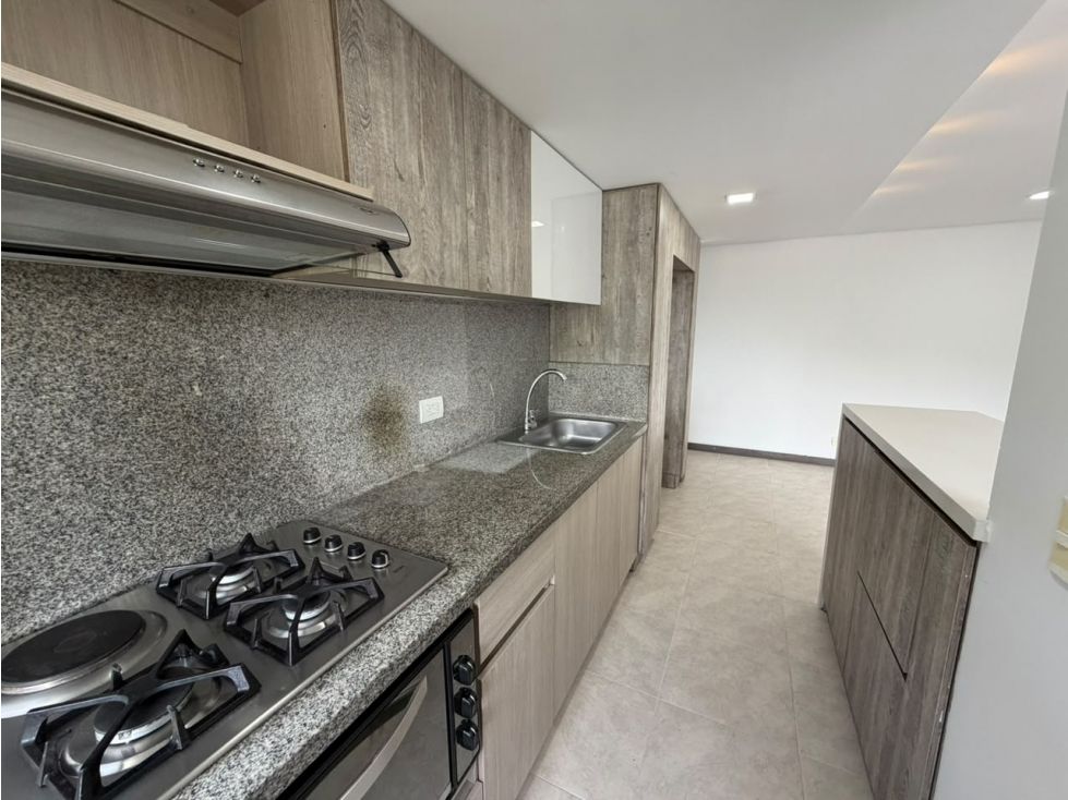 Apartamento en arriendo Antioquia Medellín La Candelaria 75 m2 Habitaciones 3 Baños 2 Garajes 1 Precio $2800000