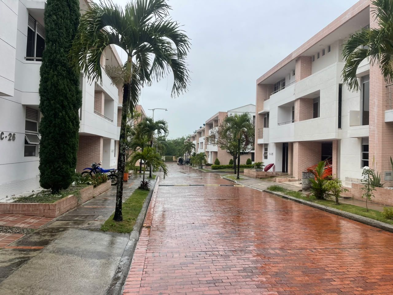 Casa en venta Tolima Ibagué Cn La Samaria 267 m2 Habitaciones 4 Baños 6 Garajes 3 Precio $900000000