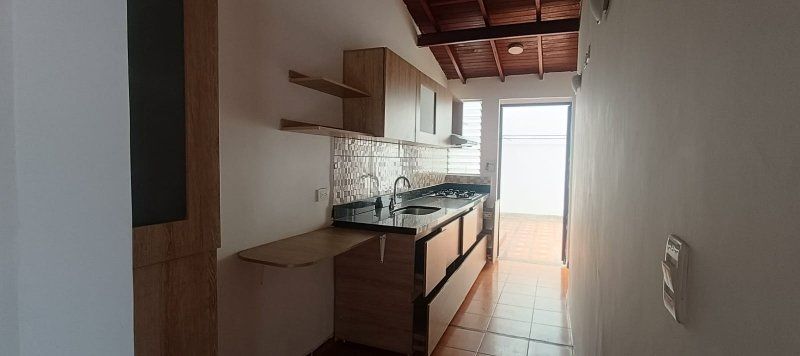 Casa en arriendo Antioquia Itagüí Ub La Estacion 65 m2 Habitaciones 3 Baños 2 Garajes 1 Precio $2250000