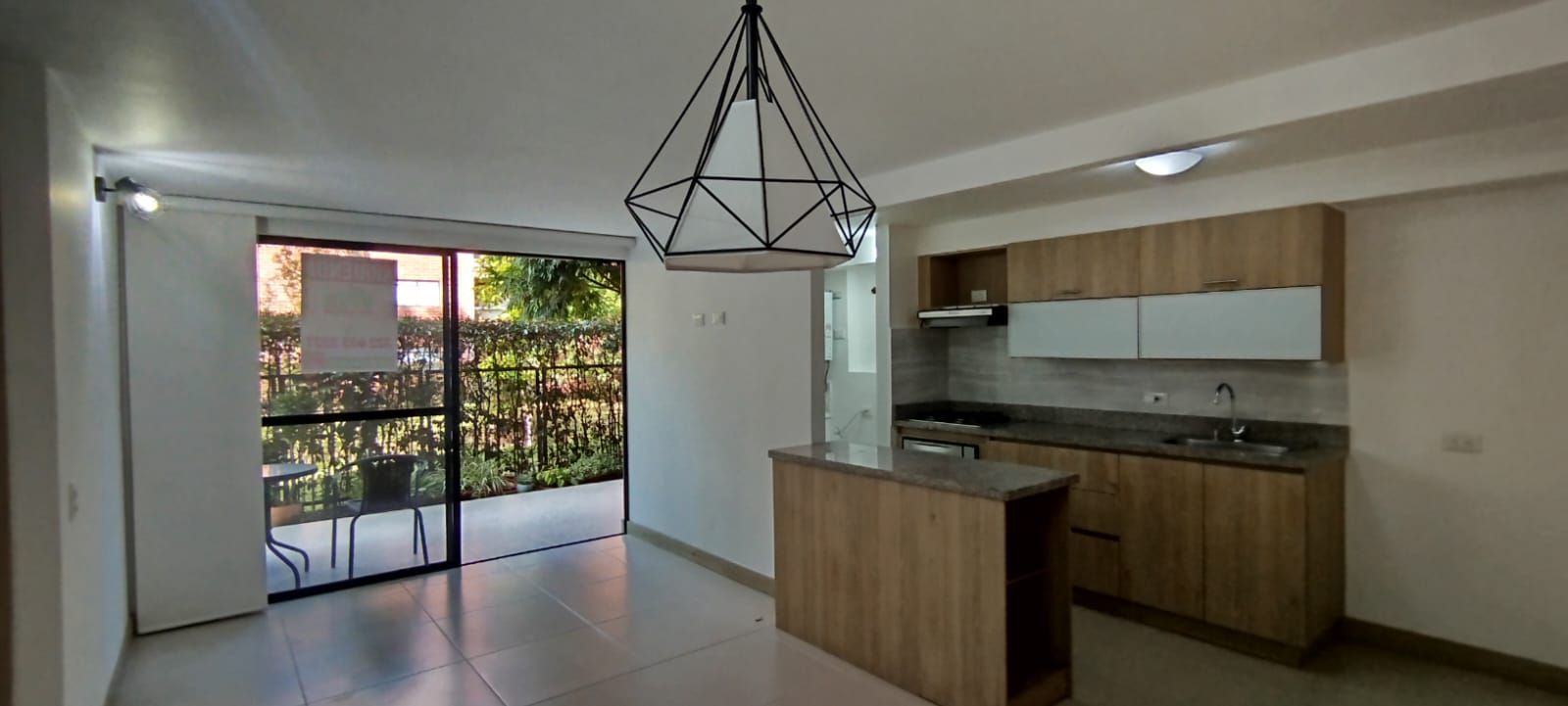 Apartamento en arriendo Antioquia La Ceja Centro 70 m2 Habitaciones 2 Baños 2 Garajes 1 Precio $2550000
