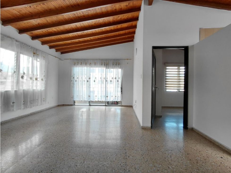 Casa en arriendo Antioquia Medellín Cristo Rey 110 m2 Habitaciones 3 Baños 2 Garajes 0 Precio $2900000