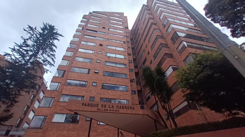 Apartamento en arriendo Cundinamarca Bogotá La Cabrera 120 m2 Habitaciones 3 Baños 2 Garajes 1 Precio $9000000
