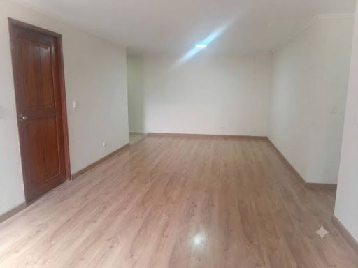 Apartamento en arriendo Cundinamarca Bogotá Santa Barbara Occidental 110 m2 Habitaciones 3 Baños 2 Garajes 1 Precio $4200000