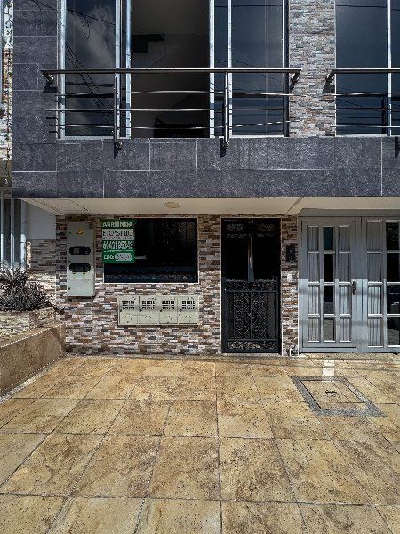 Apartamento en arriendo Antioquia Medellín La Gloria 50 m2 Habitaciones 2 Baños 2 Garajes 0 Precio $2300000