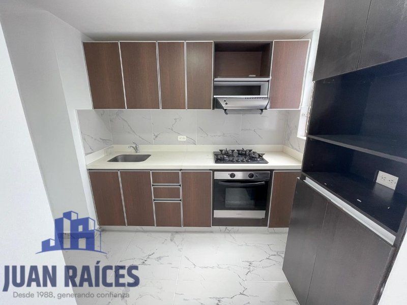 Apartamento en arriendo Antioquia Envigado Loma Del Atravesado 93 m2 Habitaciones 3 Baños 2 Garajes 1 Precio $3787500