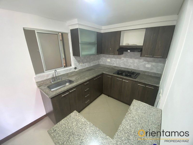Apartamento en arriendo Antioquia Rionegro Centro 91 m2 Habitaciones 4 Baños 2 Garajes 0 Precio $2500000