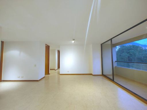 Apartamento en arriendo Antioquia Medellín Urbanizacion Villa Linda 114 m2 Habitaciones 3 Baños 3 Garajes 1 Precio $5100000