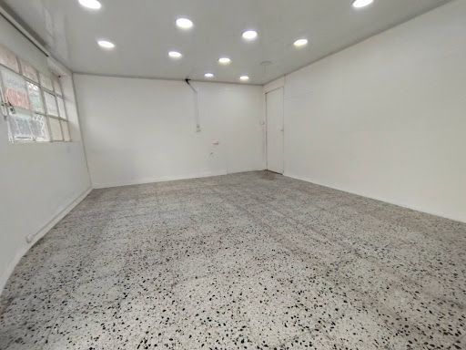 Local en arriendo Cundinamarca Bogotá Salazar Gomez 20 m2 Habitaciones 0 Baños 1 Garajes 0 Precio $3000000
