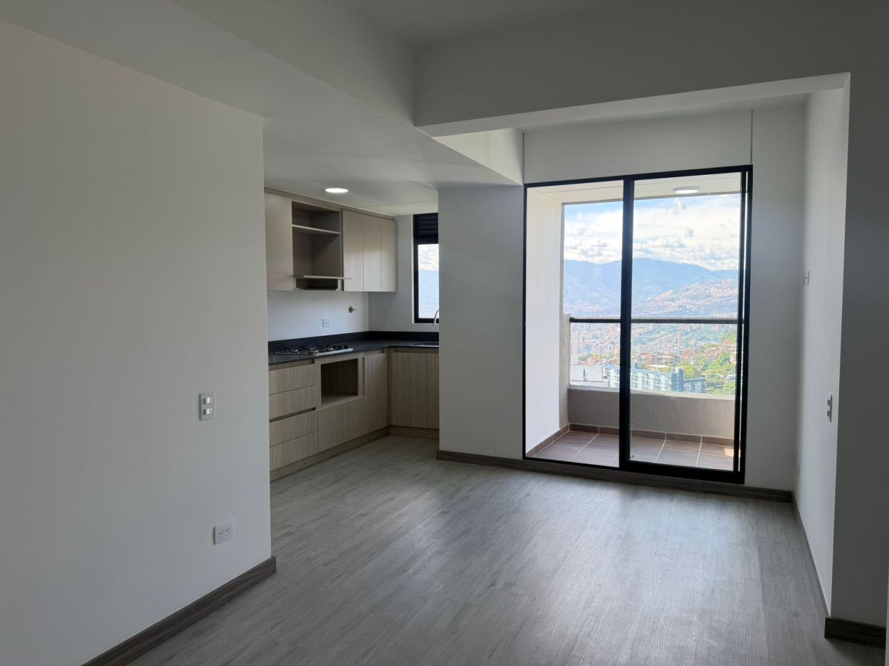 Apartamento en venta Antioquia Medellín Calle Nueva 75 m2 Habitaciones 3 Baños 2 Garajes 1 Precio $760000000