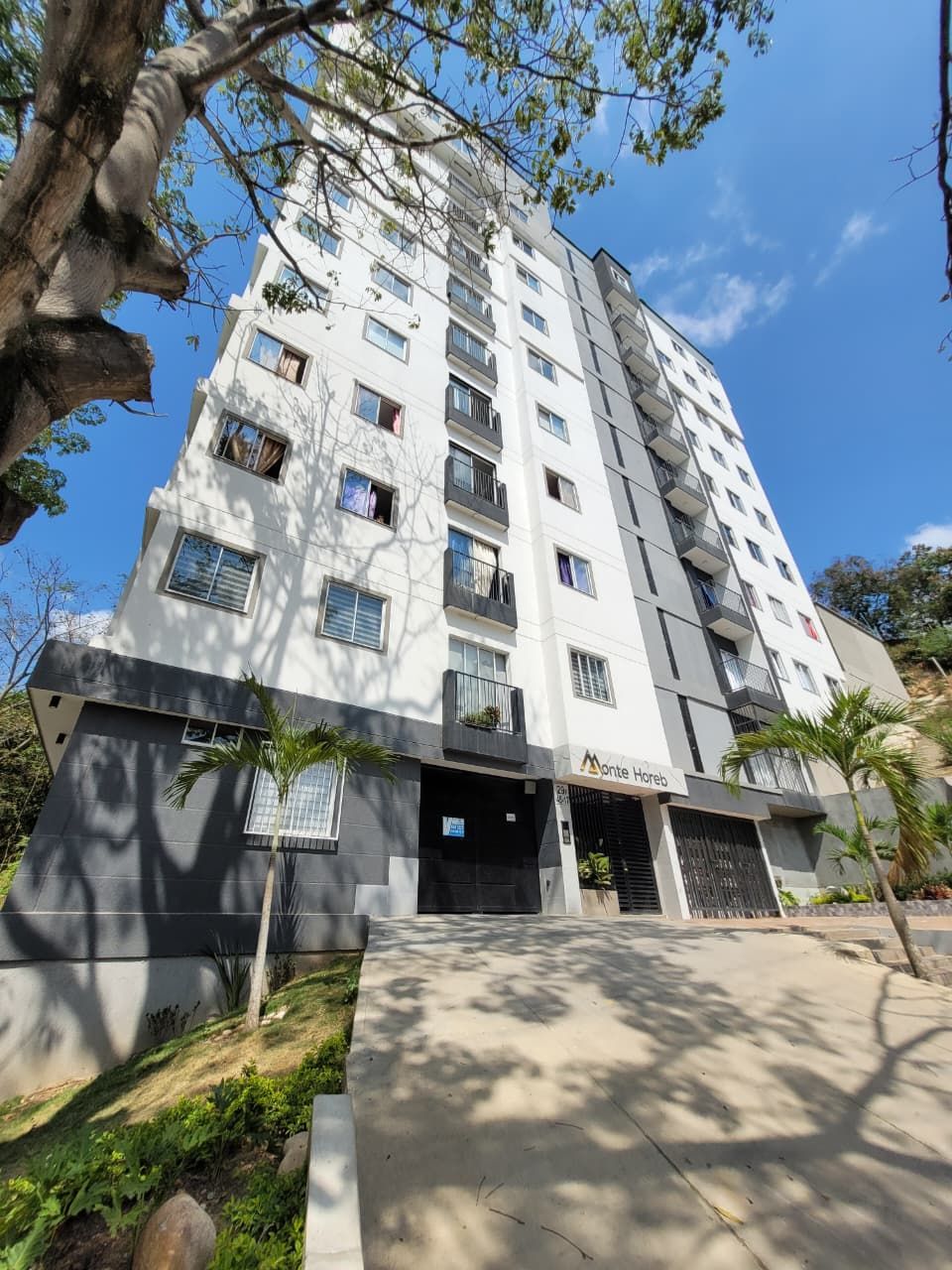 Apartamento en venta Santander Girón Bella Vista 60 m2 Habitaciones 3 Baños 2 Garajes 1 Precio $200000000