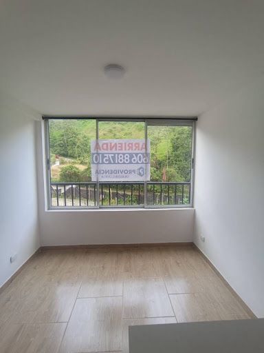 Apartaestudio en arriendo Caldas Manizales Los Alcazares 45 m2 Habitaciones 1 Baños 1 Garajes 1 Precio $1350000