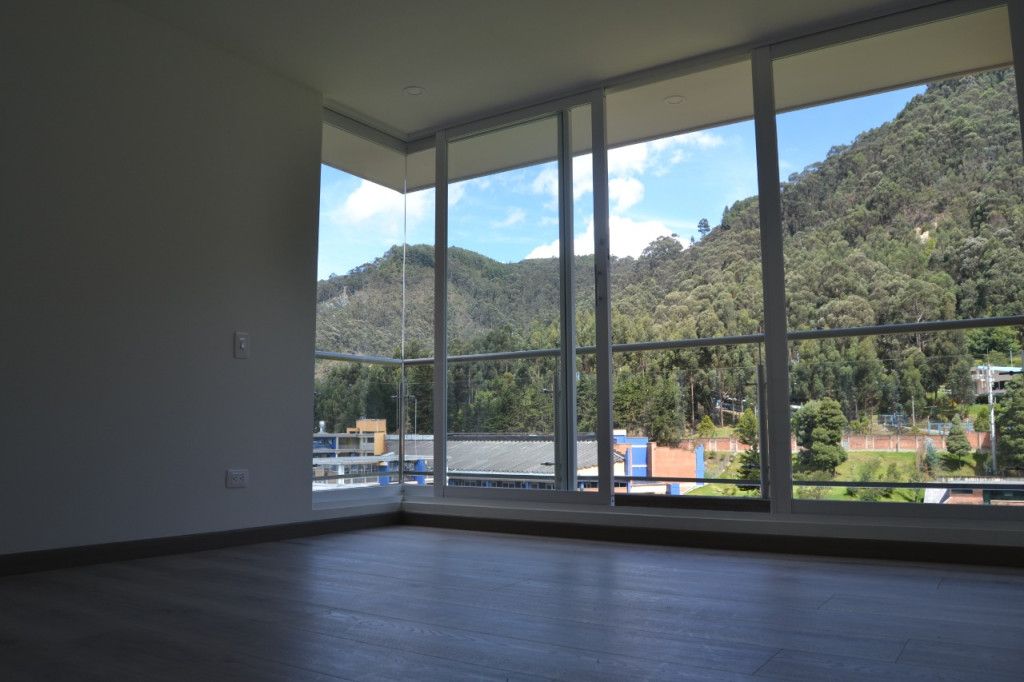 Apartamento en venta Cundinamarca Bogotá María Cristina 64 m2 Habitaciones 1 Baños 2 Garajes 2 Precio $620000000