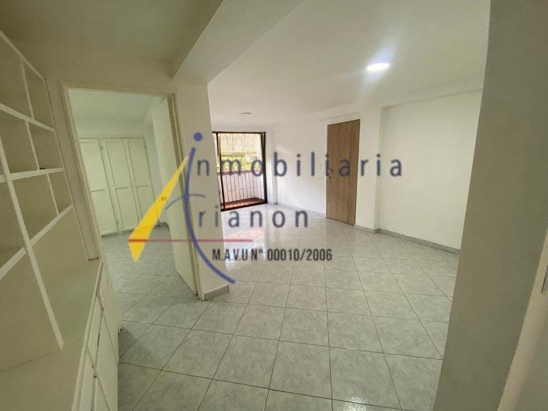 Apartamento en arriendo Antioquia Medellín Santa Teresita 89 m2 Habitaciones 3 Baños 2 Garajes 1 Precio $3000000