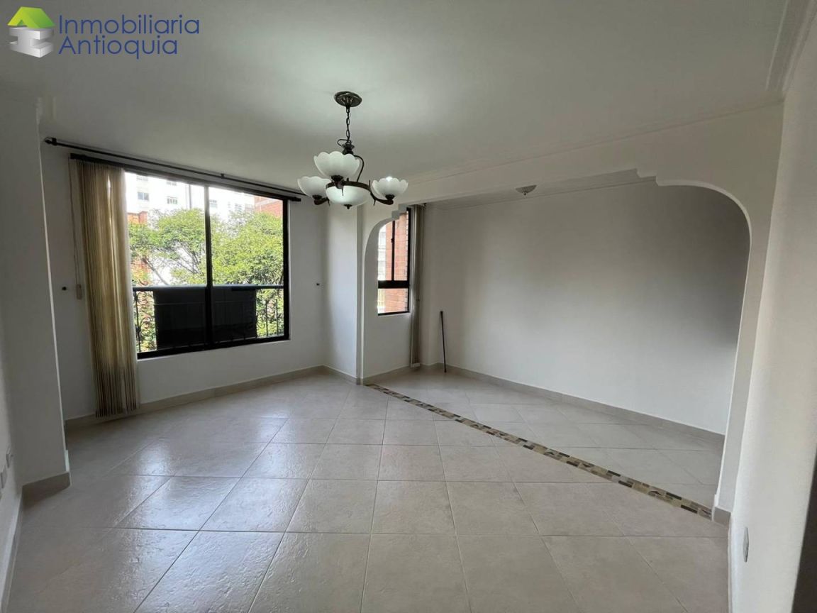 Apartamento en arriendo Antioquia Medellín Corazon De Jesus 90 m2 Habitaciones 3 Baños 2 Garajes 1 Precio $3300000