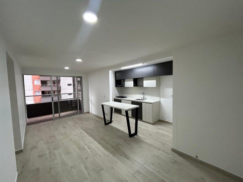 Apartamento en arriendo Antioquia Itagüí Itagüí 80 m2 Habitaciones 3 Baños 2 Garajes 1 Precio $3000000