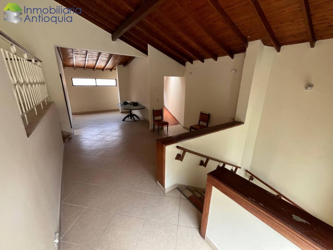 Casa en venta Antioquia Medellín Corazon De Jesus 147 m2 Habitaciones 4 Baños 2 Garajes 1 Precio $590000000