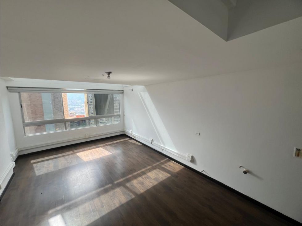 Oficina en venta Antioquia Medellín Castropol 54 m2 Habitaciones 0 Baños 2 Garajes 1 Precio $560000000
