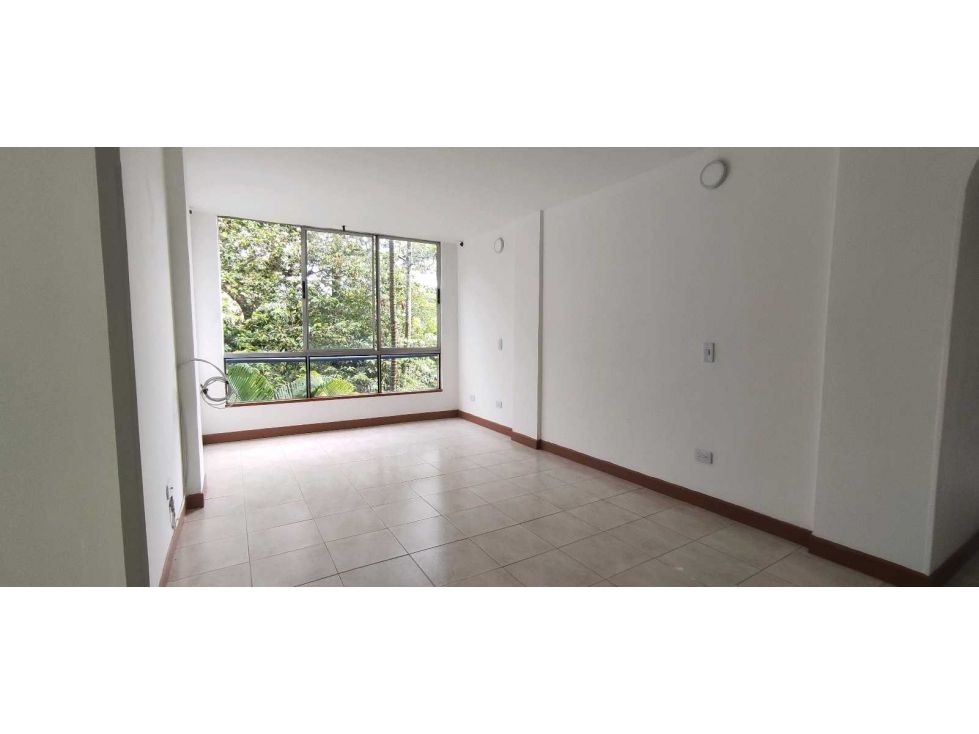 Apartamento en arriendo Antioquia Envigado Loma Del Barro 69 m2 Habitaciones 3 Baños 2 Garajes 0 Precio $2300000