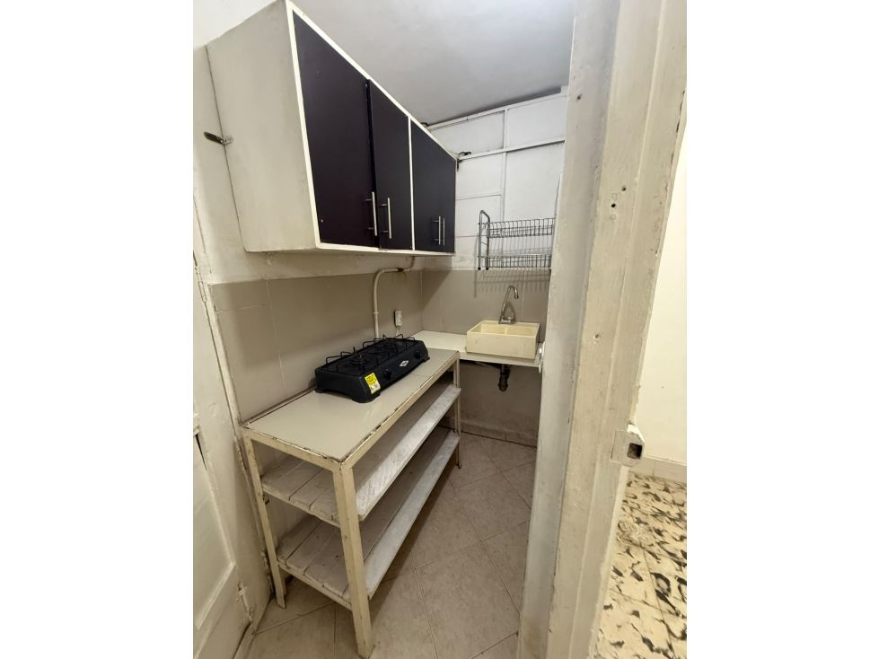 Apartaestudio en arriendo Antioquia Medellín La Pinuela 30 m2 Habitaciones 1 Baños 1 Garajes 0 Precio $950000