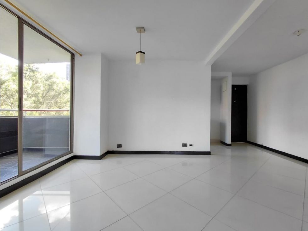 Apartamento en arriendo Antioquia Medellín La Candelaria 66 m2 Habitaciones 3 Baños 2 Garajes 1 Precio $2750000