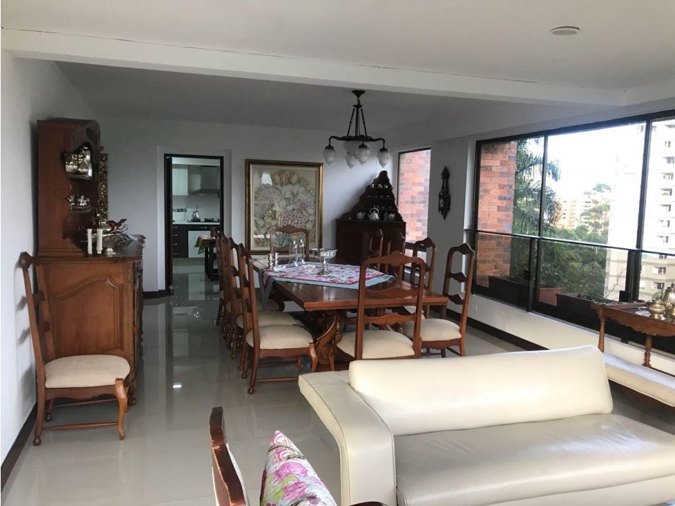Apartamento en venta Antioquia Medellín Los Balsos No1 450 m2 Habitaciones 4 Baños 4 Garajes 3 Precio $2800000000