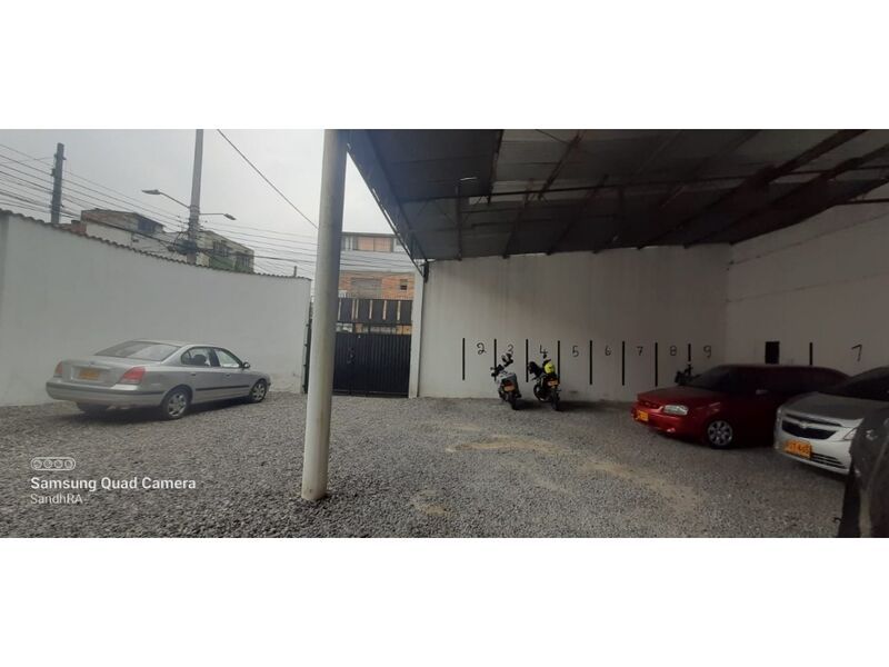 Lote en venta Cundinamarca Bogotá Santiago Perez 0 m2 Habitaciones 0 Baños 0 Garajes 0 Precio $900000000
