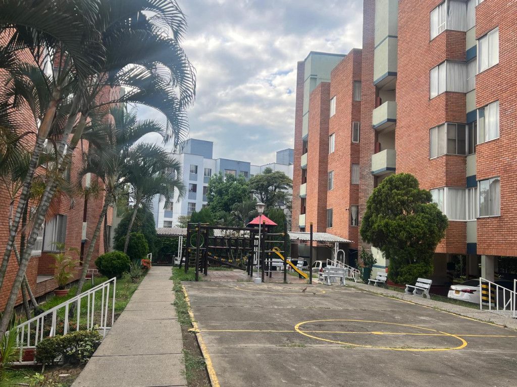 Apartamento en venta Valle Del Cauca Cali Urbanización Colseguros 96 m2 Habitaciones 3 Baños 2 Garajes 1 Precio $330000000