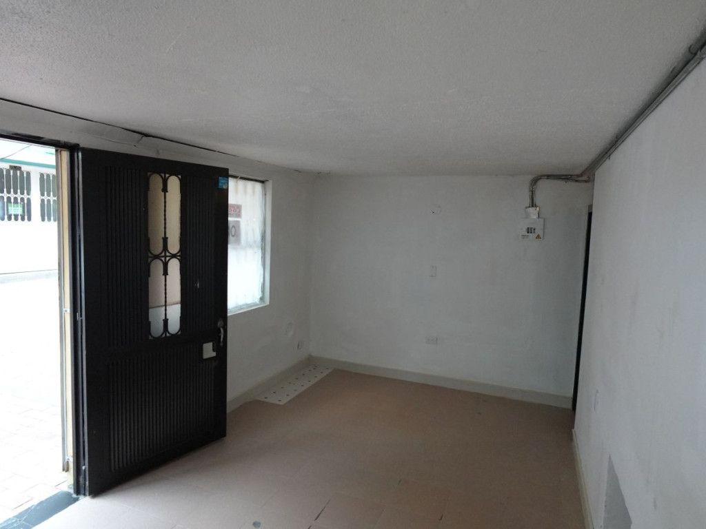 Local en arriendo Cundinamarca Bogotá Bogota Protecho Et Ii 25 m2 Habitaciones 0 Baños 1 Garajes 0 Precio $900000