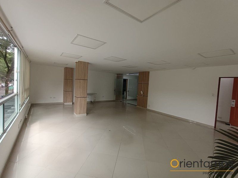 Oficina en arriendo Antioquia Medellín Suramericana 85 m2 Habitaciones 0 Baños 0 Garajes 0 Precio $5950000