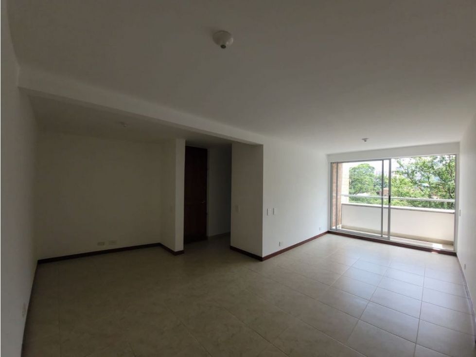 Apartamento en venta Antioquia Medellín Loma De Los Bernal 87 m2 Habitaciones 3 Baños 2 Garajes 1 Precio $588000000