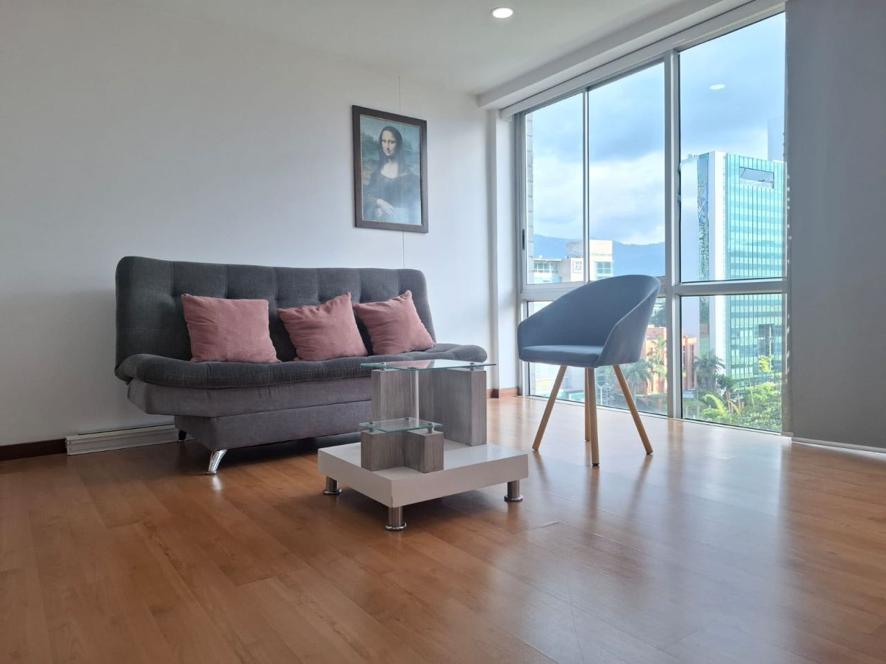 Apartamento en arriendo Antioquia Medellín La Aguacatala 52 m2 Habitaciones 1 Baños 1 Garajes 1 Precio $3900000