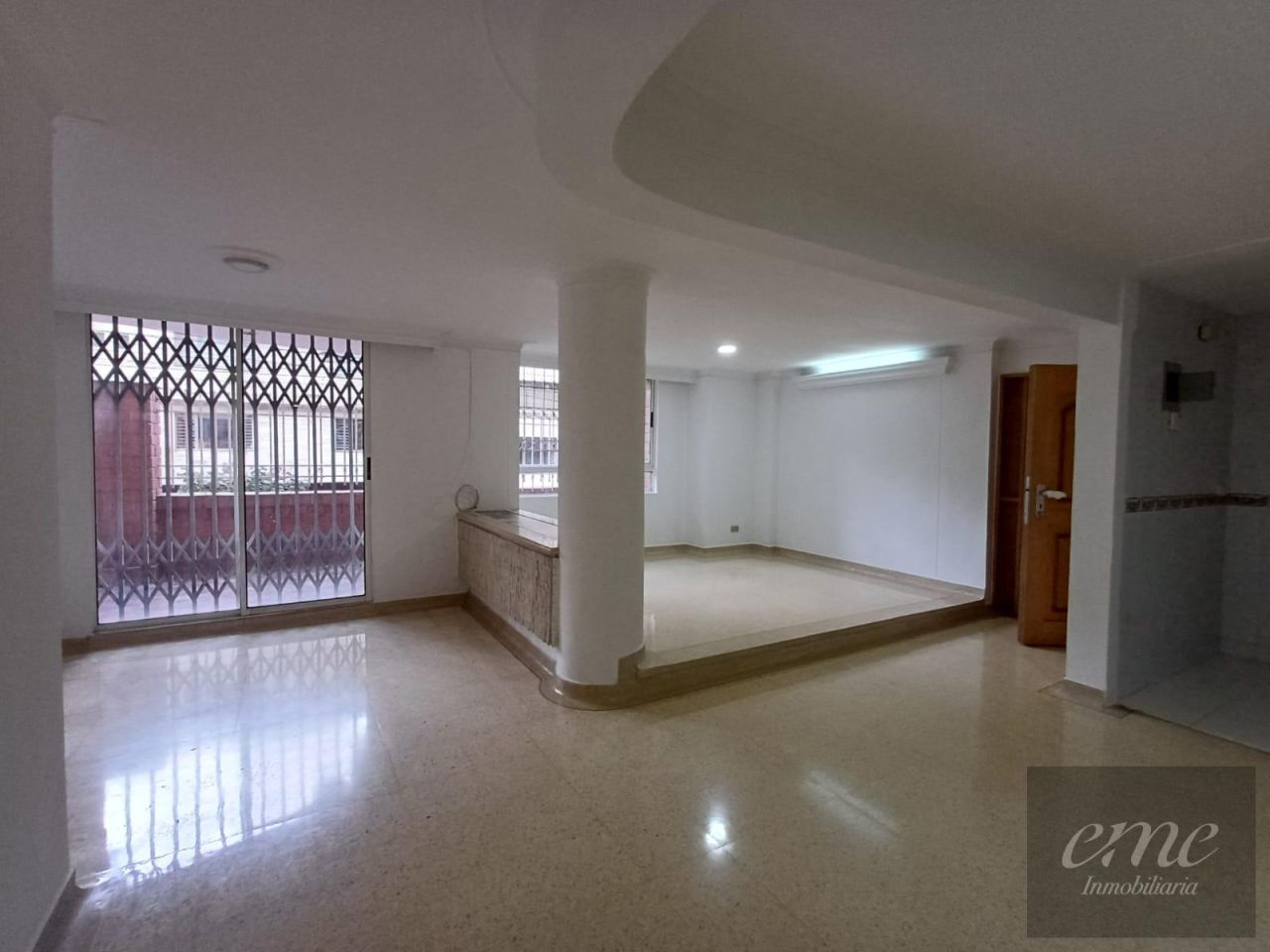 Apartamento en venta Antioquia Medellín Calle Nueva 170 m2 Habitaciones 3 Baños 3 Garajes 2 Precio $900000000