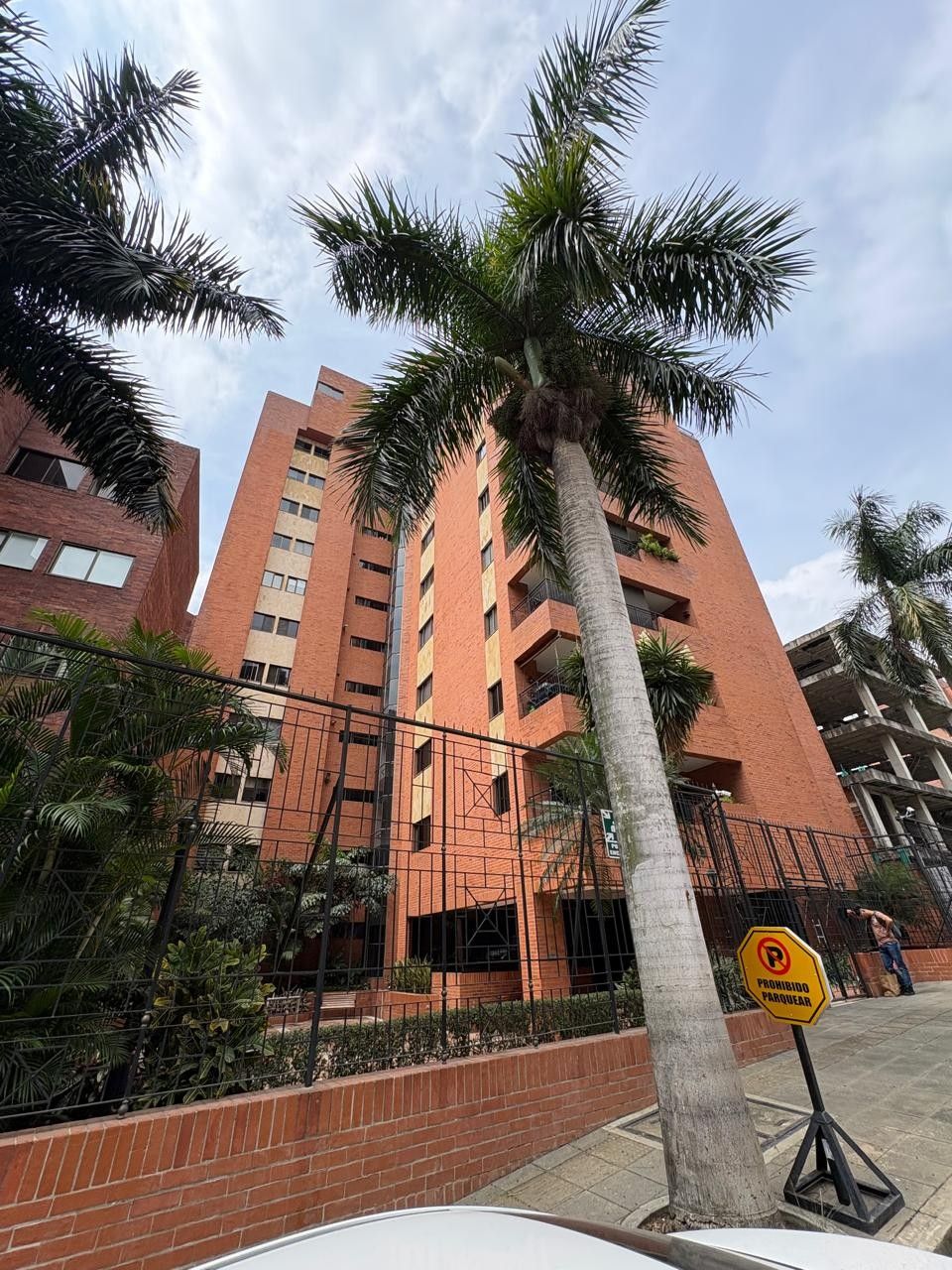 Apartamento en arriendo Valle Del Cauca Cali Juanambú 180 m2 Habitaciones 3 Baños 3 Garajes 2 Precio $6500000