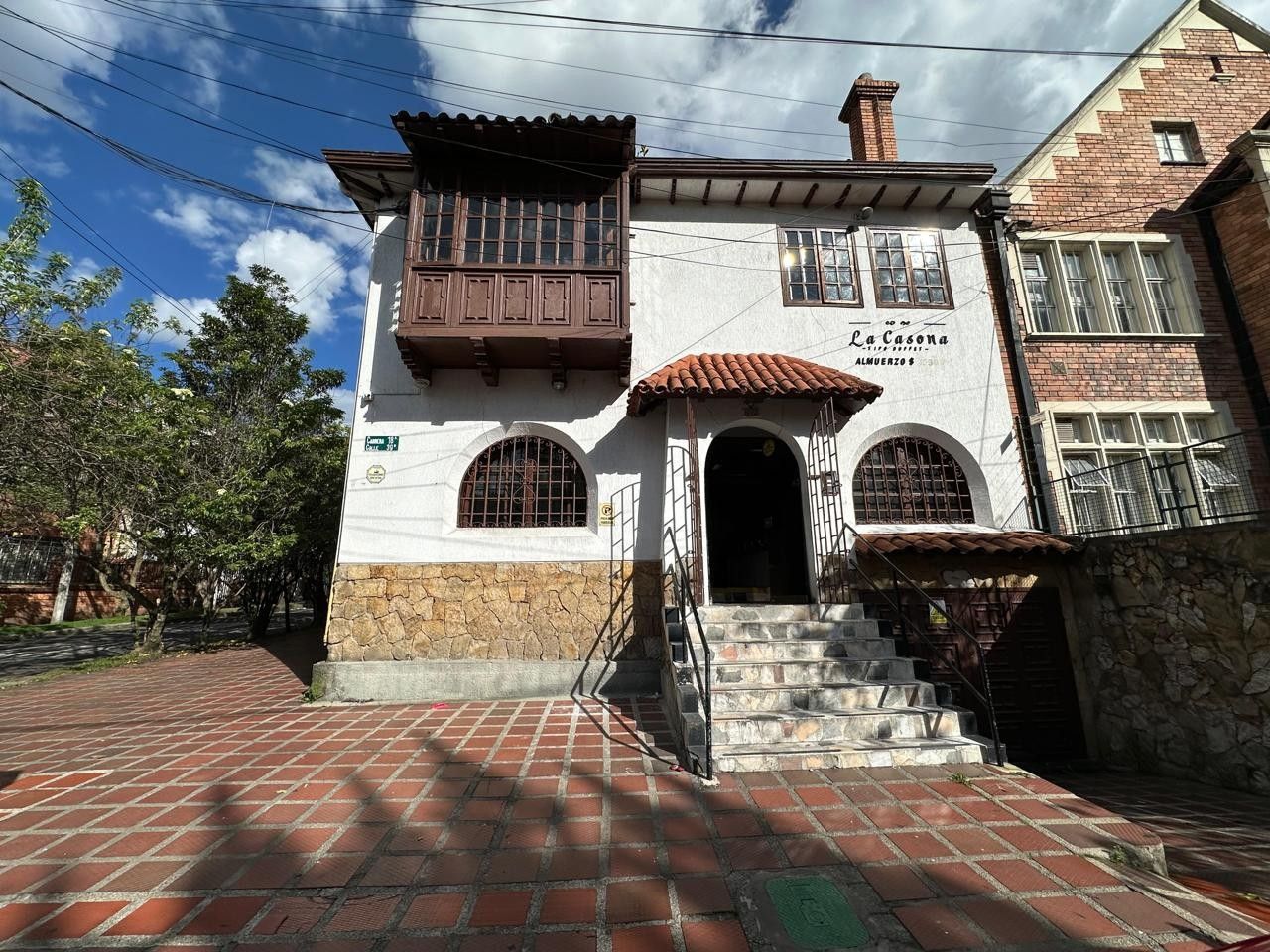 Casa en venta Cundinamarca Bogotá La Magdalena 400 m2 Habitaciones 7 Baños 5 Garajes 1 Precio $2200000000