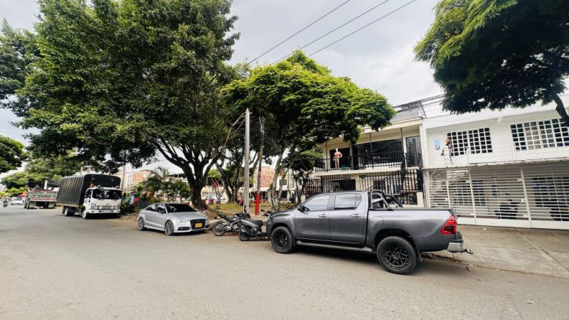 Casa en venta Valle Del Cauca Cali El Jardín 286 m2 Habitaciones 7 Baños 2 Garajes 1 Precio $475000000