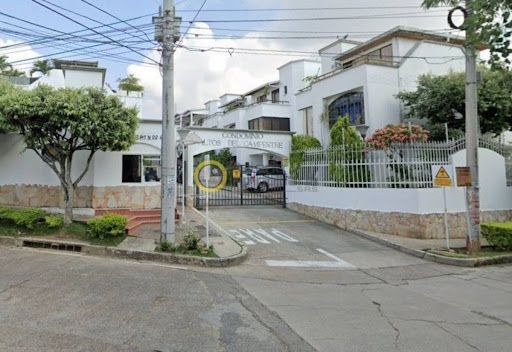 Casa en arriendo Santander Floridablanca Cn Altos Del Campestre 234 m2 Habitaciones 5 Baños 6 Garajes 0 Precio $4000000