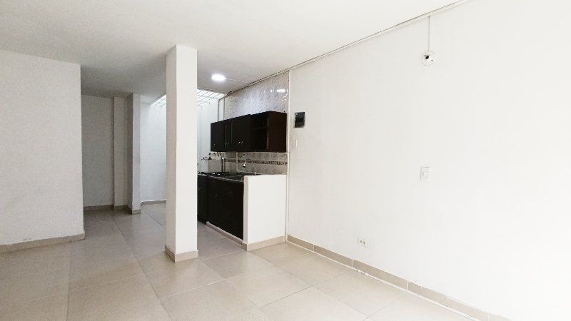 Casa en arriendo Antioquia Itagüí Centro 70 m2 Habitaciones 1 Baños 1 Garajes 0 Precio $1600000