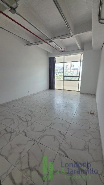 Oficina en venta Antioquia Envigado Zona Centro 37 m2 Habitaciones 0 Baños 0 Garajes 1 Precio $290000000