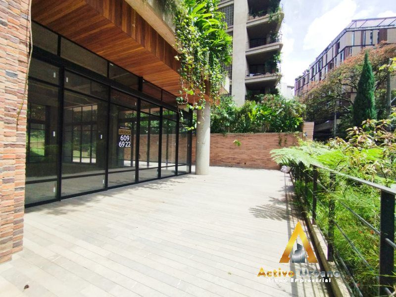 Local en arriendo Antioquia Medellín Las Lomas No1 100 m2 Habitaciones 0 Baños 0 Garajes 2 Precio $17000000