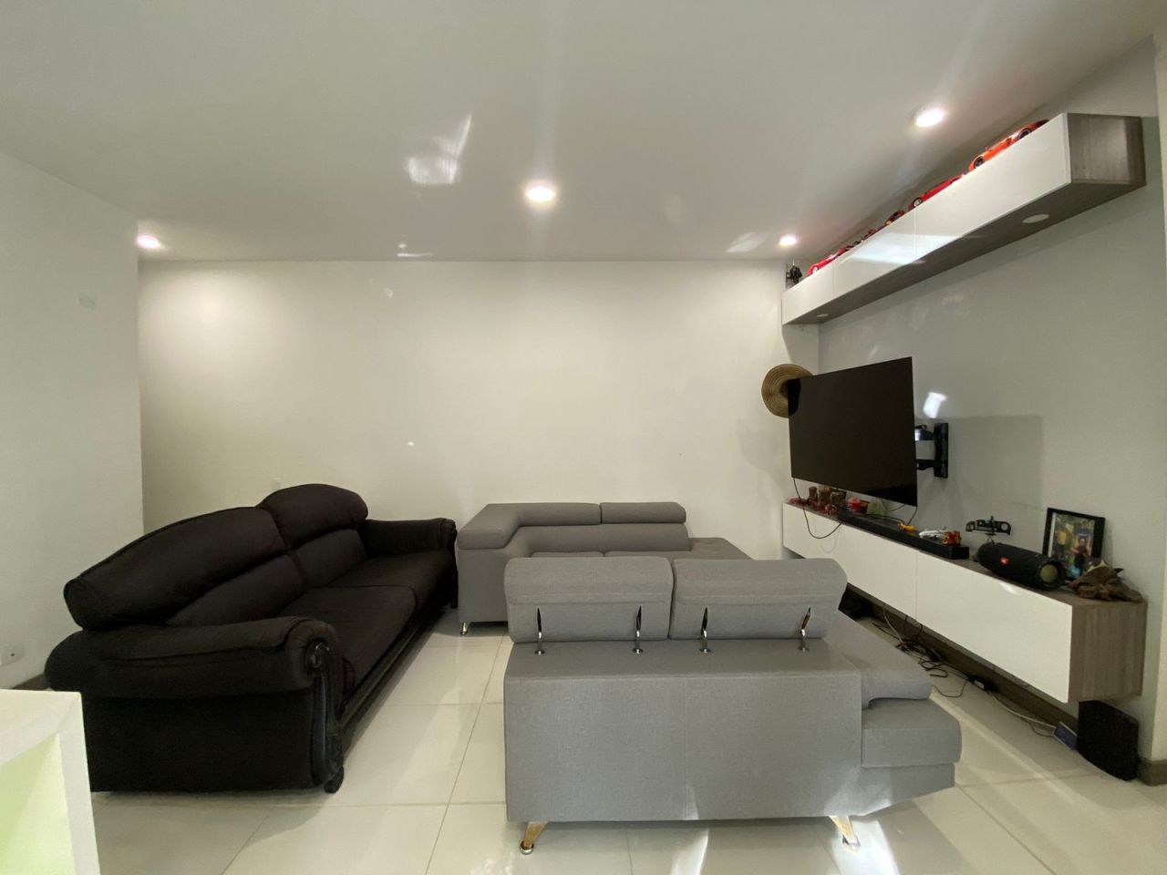Apartamento en venta Antioquia Itagüí Cr Verde Vivo Ariza 97 m2 Habitaciones 3 Baños 2 Garajes 1 Precio $815000000