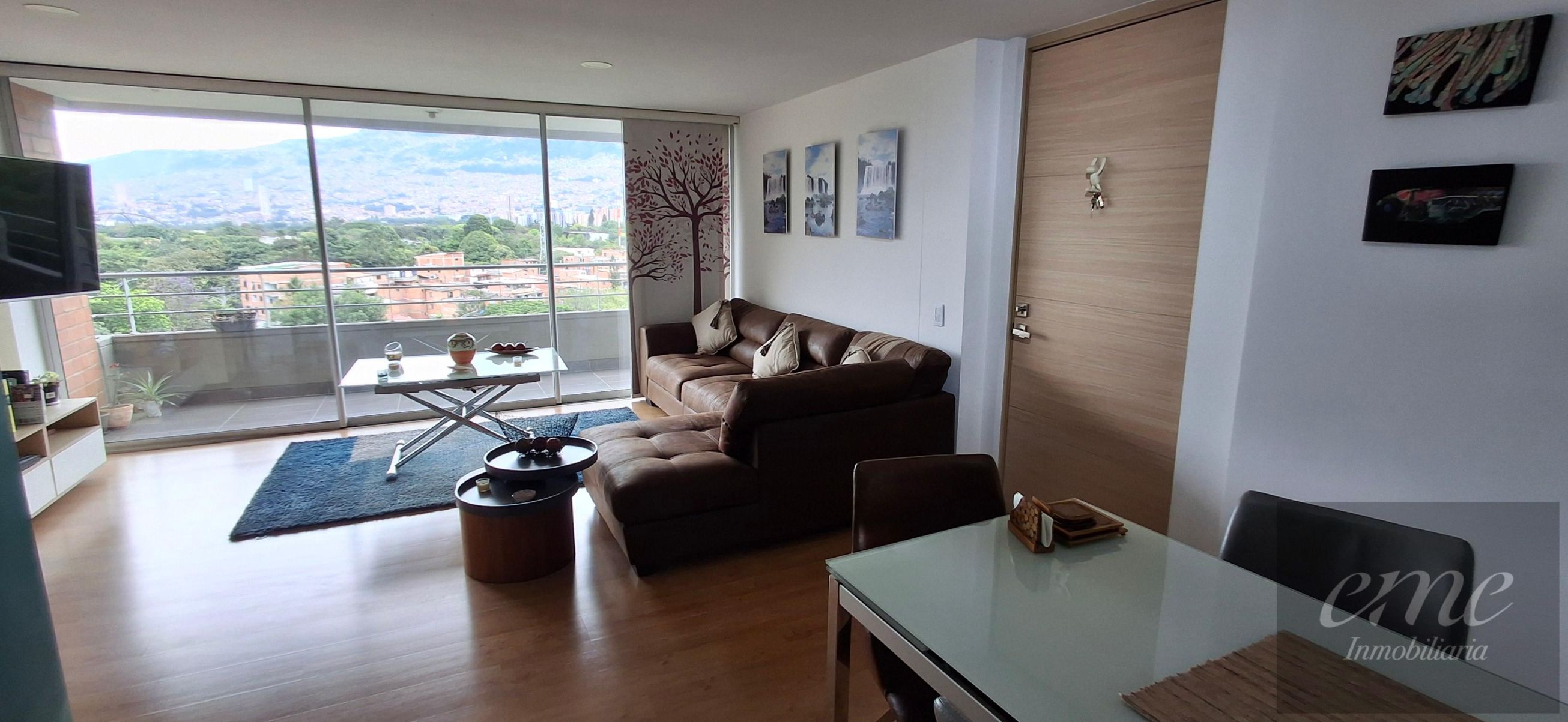 Apartamento en venta Antioquia Medellín Carlos E Restrepo 110 m2 Habitaciones 3 Baños 2 Garajes 2 Precio $800000000