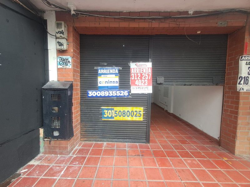 Local en arriendo Antioquia Envigado Bucarest 45 m2 Habitaciones 0 Baños 1 Garajes 0 Precio $3500000