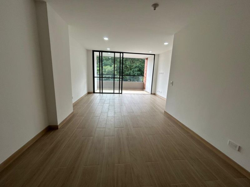 Apartamento en arriendo Antioquia Envigado El Salado 88 m2 Habitaciones 3 Baños 2 Garajes 1 Precio $4500000