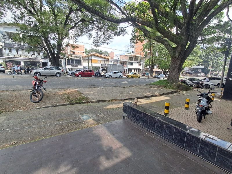 Casa en arriendo Antioquia Medellín La Floresta 250 m2 Habitaciones 3 Baños 3 Garajes 0 Precio $5700000