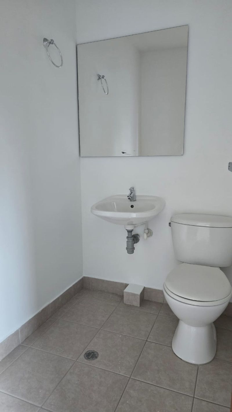 Oficina en arriendo Antioquia Medellín Urbanizacion Santa Maria De Oviedo 80 m2 Habitaciones 0 Baños 2 Garajes 2 Precio $7200000