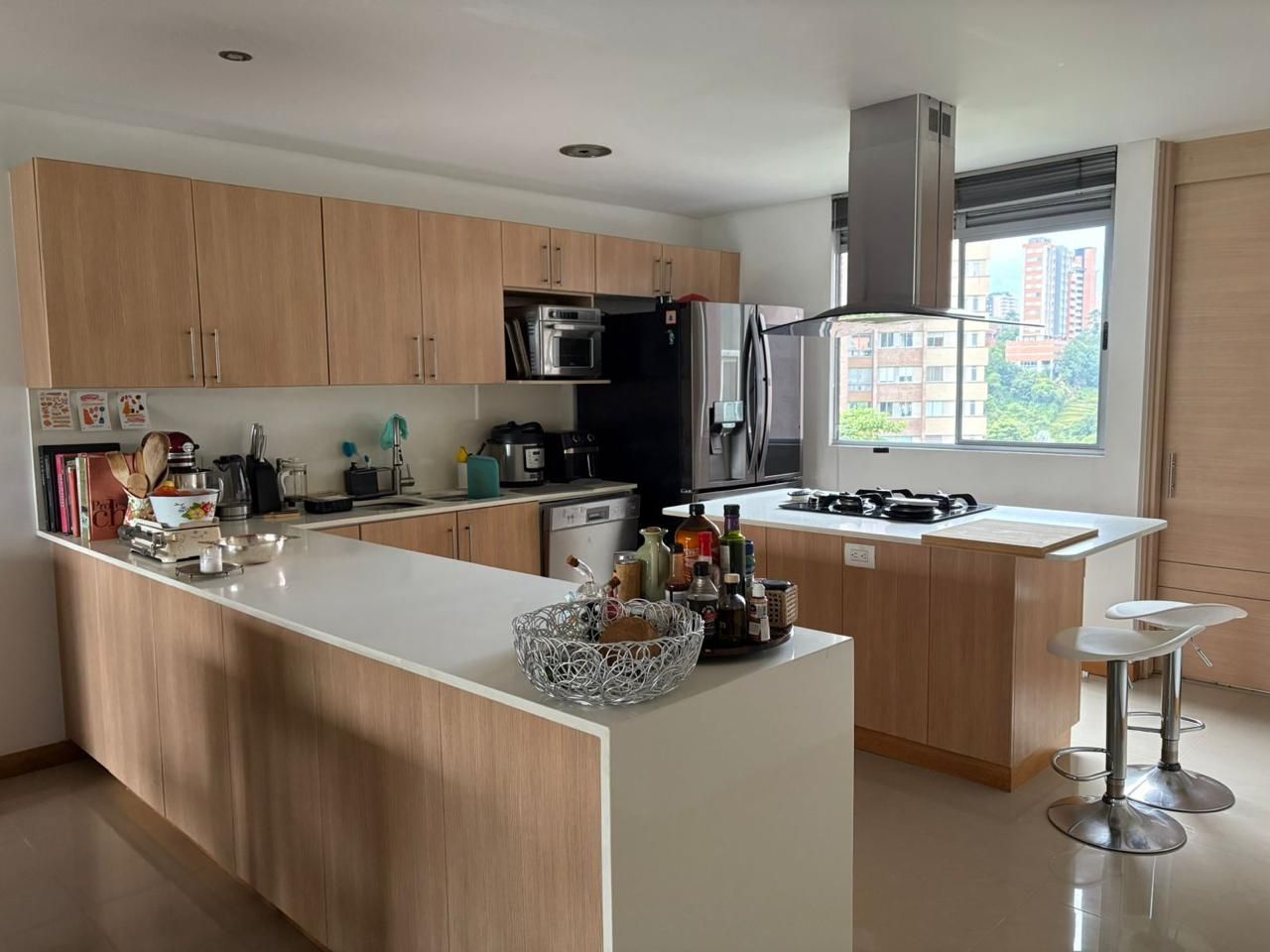 Apartamento en venta Antioquia Envigado Zúñiga 220 m2 Habitaciones 3 Baños 3 Garajes 3 Precio $2000000000