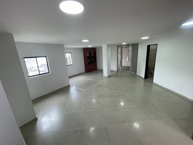 Oficina en arriendo Valle Del Cauca Cali El Lido 90 m2 Habitaciones 0 Baños 2 Garajes 2 Precio $3200000