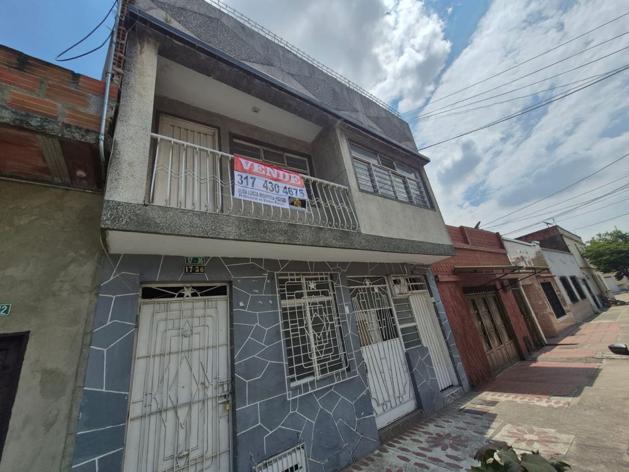 Casa en venta Valle Del Cauca Cali Saavedra Galindo 300 m2 Habitaciones 9 Baños 4 Garajes 0 Precio $370000000