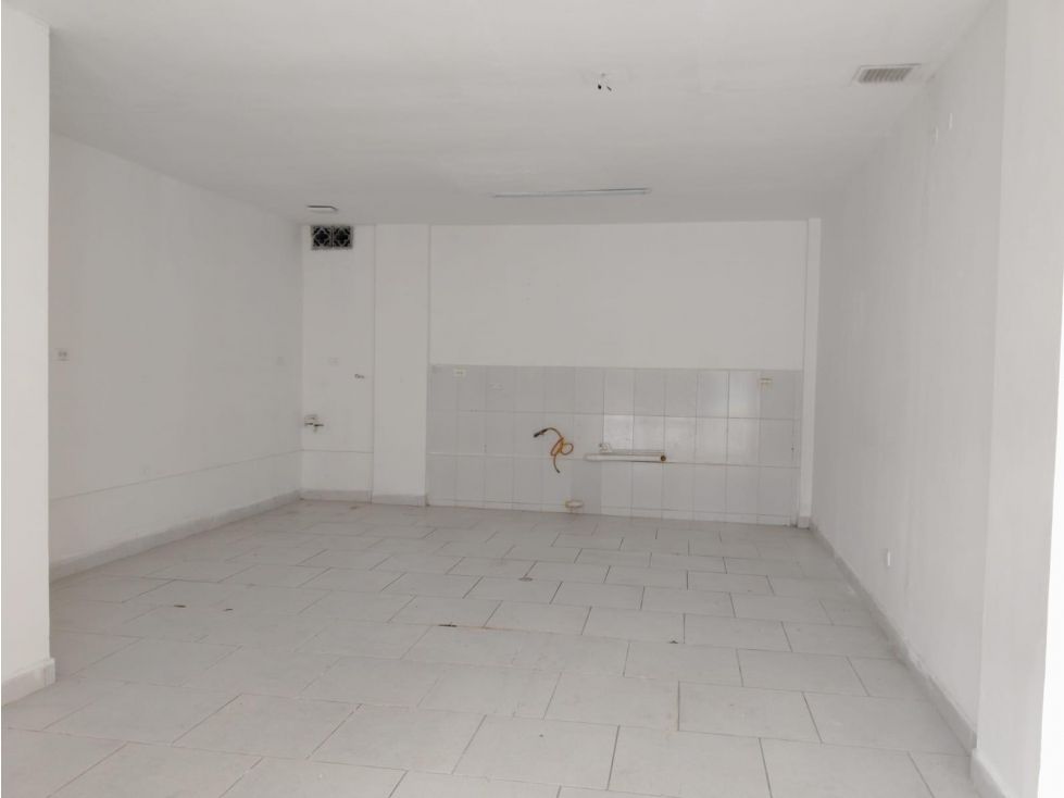 Local en venta Antioquia Medellín Boston 55 m2 Habitaciones 0 Baños 1 Garajes 0 Precio $286000000