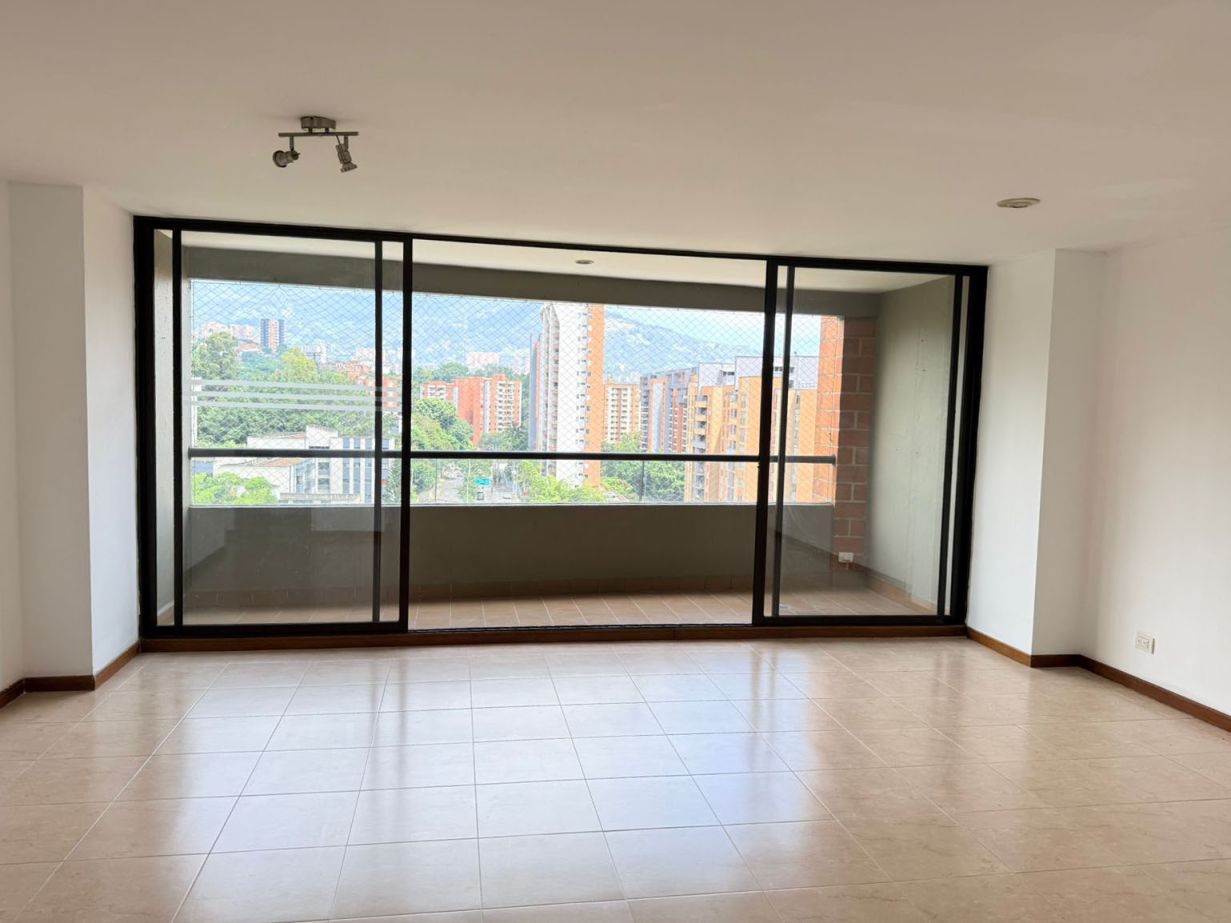 Apartamento en arriendo Antioquia Medellín La Abadia 135 m2 Habitaciones 3 Baños 3 Garajes 1 Precio $5550000